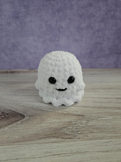 Medium Kawaii Spooky Ghost Amigurumi // Ghost Stuffed Animal // Plushie