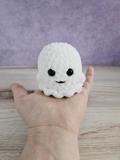 Medium Kawaii Spooky Ghost Amigurumi // Ghost Stuffed Animal // Plushie