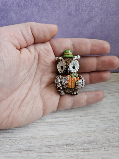Autumn Owl with Pumpkin Ceramic Cover Minder for Diamond Painting