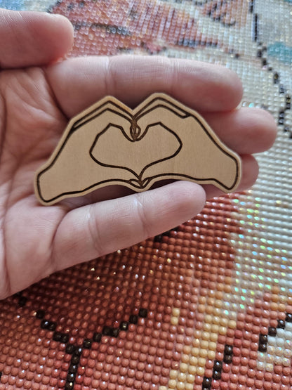 Taylor Swift Heart Hands